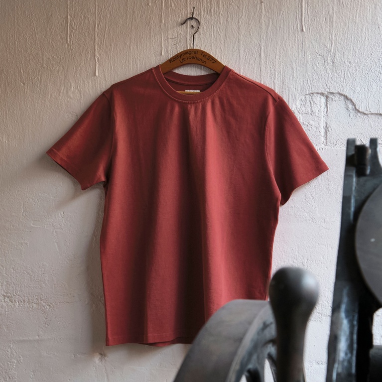 Vintage Tee Red